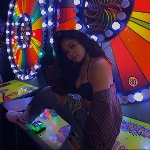 Meet your Posher, Leah